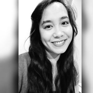 Meet your Posher, Lorie